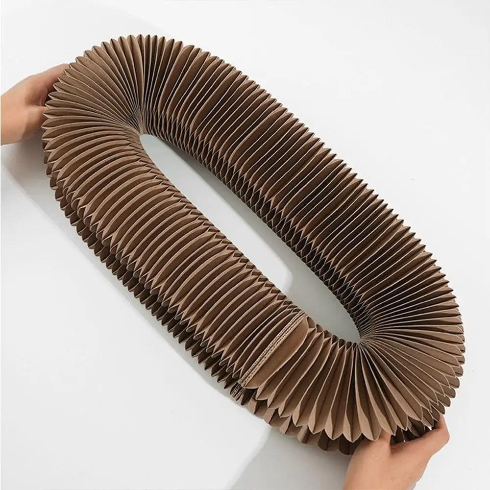 Calming Playfull Scratcher